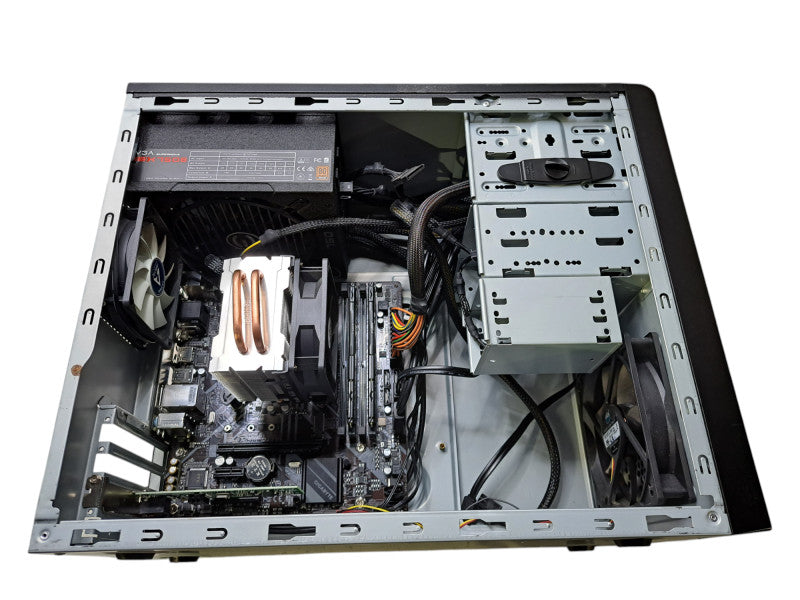 Custom PC | Gigabyte B365M DS3H, i7-9700KF CPU, 32GB DDR4, No HDD, 750W