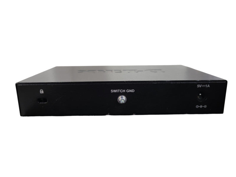 D-LINK DGS-108 8 Ports Gigabit Ethernet Switch !