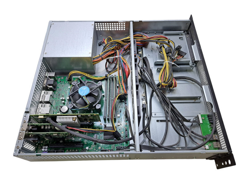 Custom 2U Server 4x 3.5" | i3-8100 @3.60GHz, 16GB DDR4, ASR8405E RAID