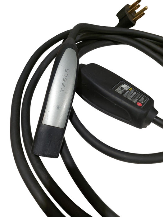 Tesla Universal Mobile Connector  =
