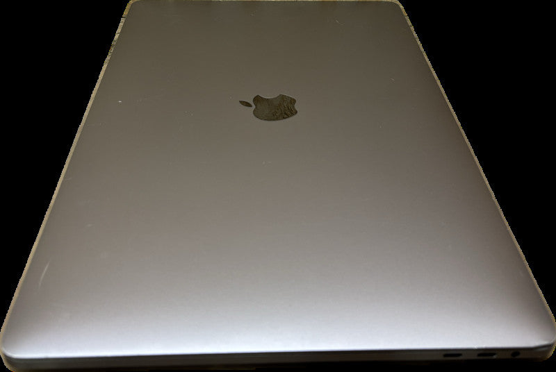 Apple MacBook Pro 16" 2016 i7-6820HQ Radeon Pro 455 16GB RAM 512SSD READ!
