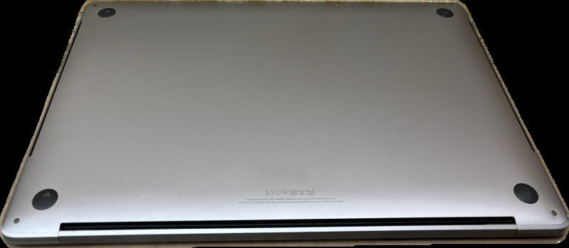Apple MacBook Pro 16" 2016 i7-6820HQ Radeon Pro 455 16GB RAM 512SSD READ!