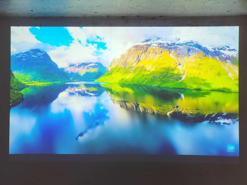 Panasonic PT-FW430 600:1 3500 Lumens 3LCD Video Projector 5436 Hour $