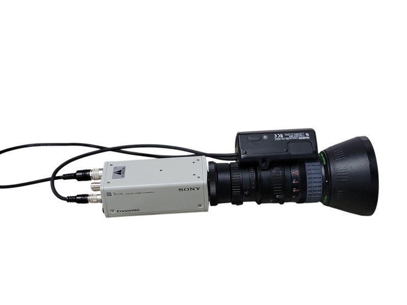 Sony DXC-390 3CCD Color Video camera w/ Fujinon-TV-Z Lens, READ _