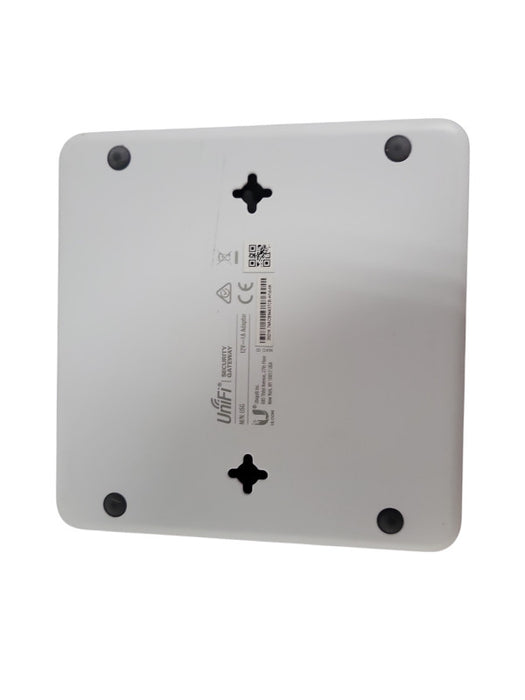 Ubiquiti Networks UniFi USG Security Gateway. Factory Reset !