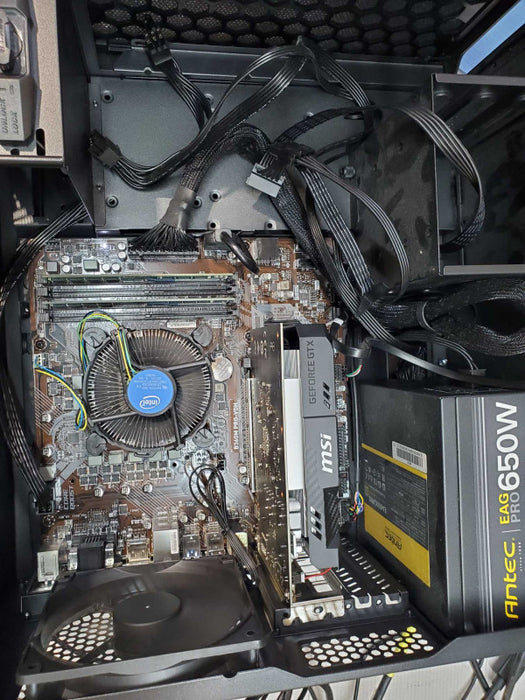 Custom Desktop Tower i5-9400 CPU 2.90 GHz 16GB DDR4 No HDD