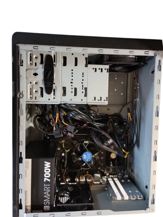 Custom PC B365M DS3H i5 - 9400 @ 2.90GHz 16GB DDR4 Ram θ