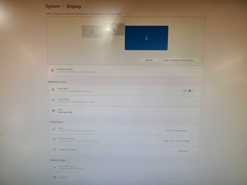 Samsung U28E590D 28" 4K LED UHD Monitor, 1ms Response, 60 Refresh Rate
