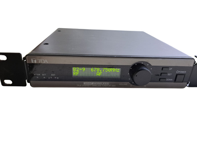 TOA WT-5800 E01US | UHF True Diversity Wireless Tuner *READ*