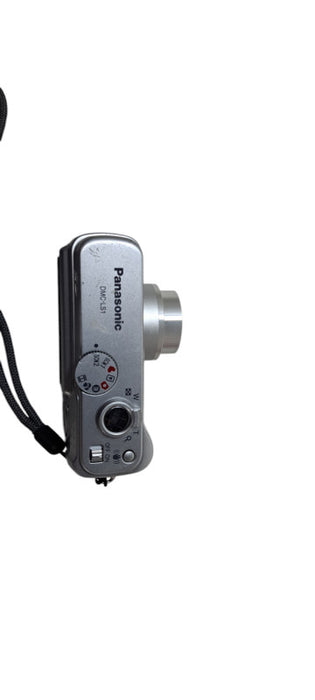 Panasonic LUMIX DMC-LS1 Silver Compact Digital Camera
