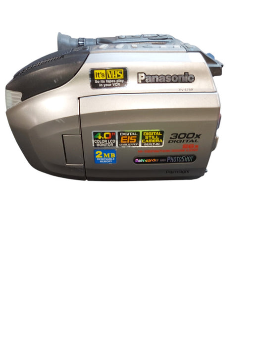 Panasonic PalmSight PV-L759D VHS-C Camcorder Bundle 26x Zoom Lens