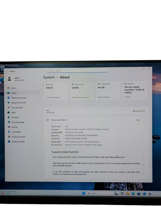 LENOVO THINKCENTRE M70Q USFF PC i7-11700T@1.40GHz 16GB RAM 256GB M.2 SSD