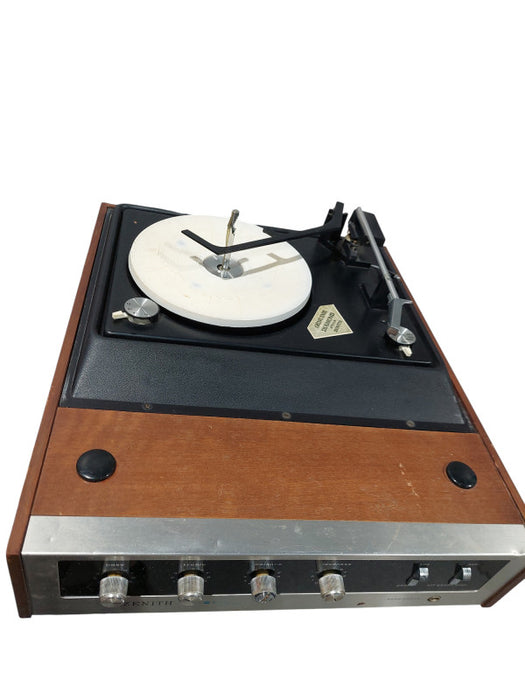 Zenith Record Player Solid State Phono Player Model: C556W =