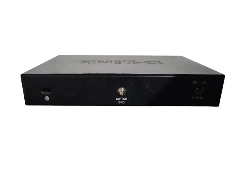 D-LINK DGS-108 8 Ports Gigabit Ethernet Switch !