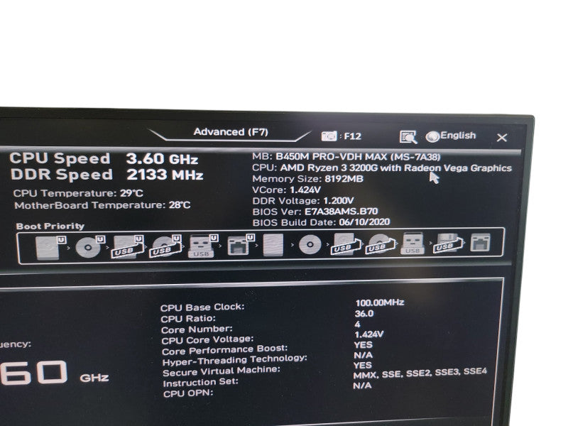 AMD Ryzen 3 3200G MSI B450 PRO-VDH MAX 8GB DDR4 NO HDD 400W PSU %