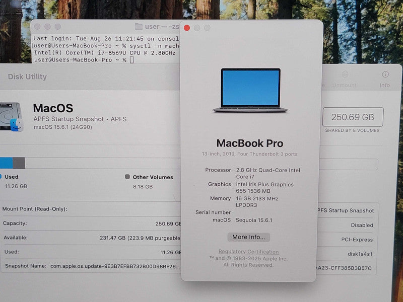 Apple Macbook Pro 2019 13" 4-Core i7-8569U @ 2.8GHz 16GB DDR3 250GB SSD
