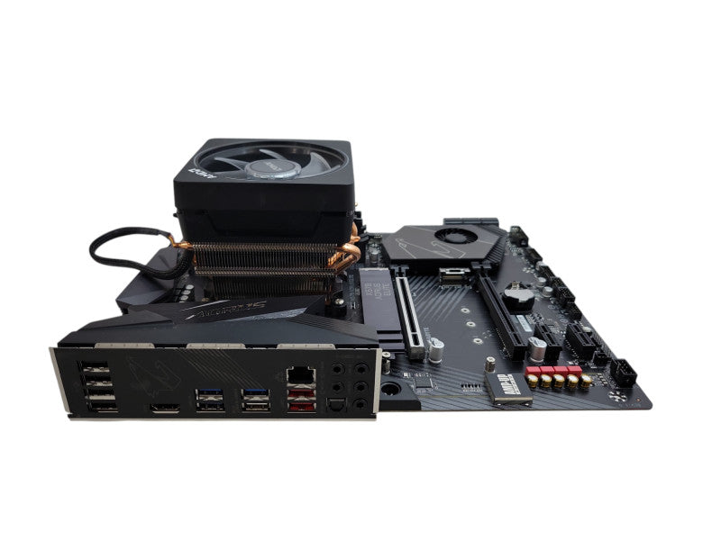 AMD Ryzen 7 3700X GIGABYTE X570 AORUS ELITE 16GB DDR4 %
