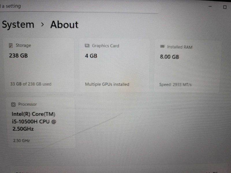 MSI THIN GF63 i5-10500H 8GB RAM GTX 1650 256GB SSD READ  β Lap200