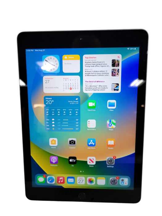 Apple iPad 5th Gen - 32GB - Space Gray [A1822] !