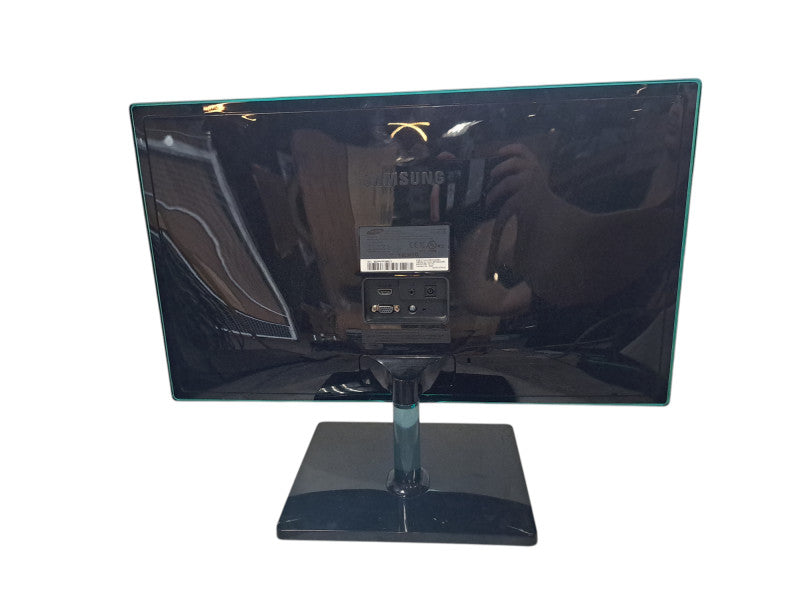 Samsung S24D390HL – 24" LED Backlit LCD Monitor