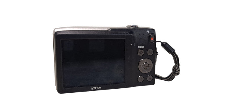 Nikon COOLPIX S3300 Compact Digital W/ Battery