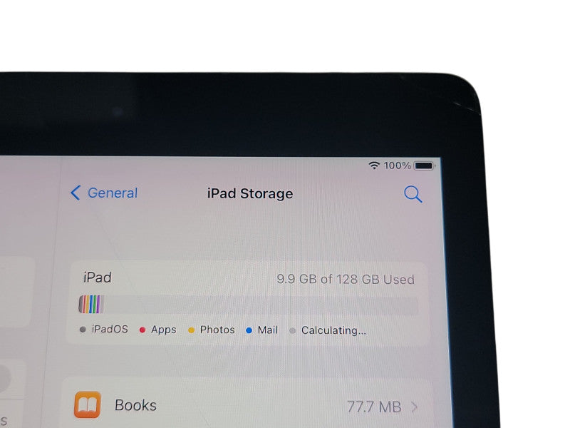Apple iPad Pro 1st Gen 9.7" - 128GB - Space Gray [A1673]
