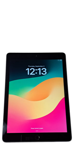 Apple iPad 6th Gen - 128GB - Space Gray A1893 | READ
