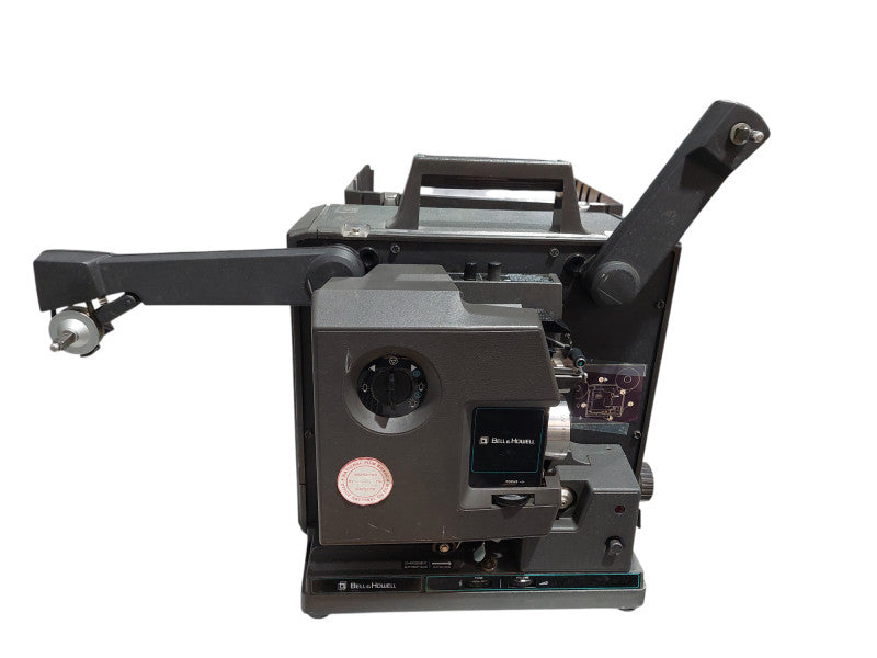 Vintage Bell & Howell 16MM Filmosound Projector Model: 2585  =