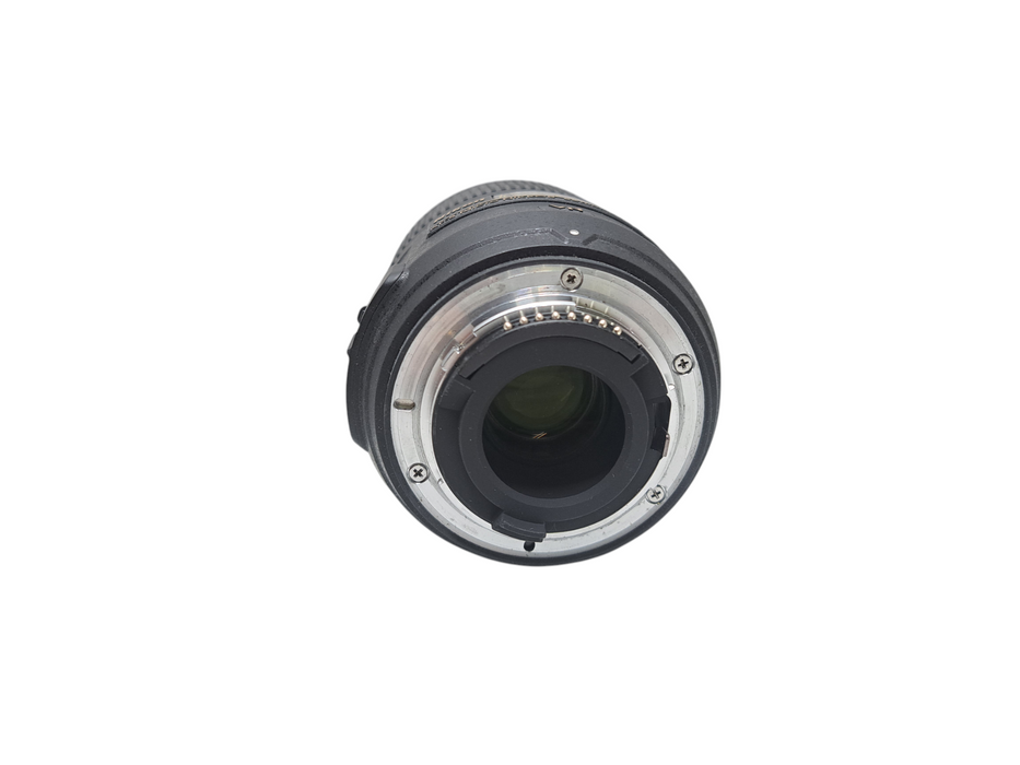 Nikon AF-S DX Micro Nikkor 85mm F/3.5G ED VR Lens W/ 52mm UV HAZE-1 Filter )