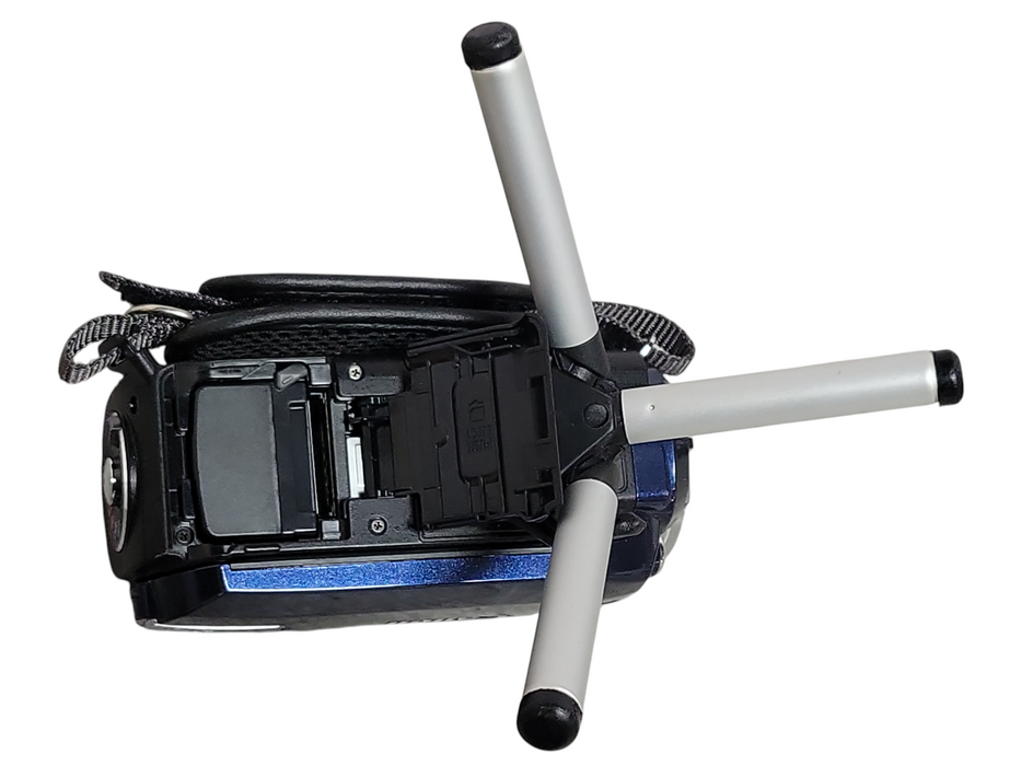 Canon FS100 Camcorder 48x Zoom 2000x Digital Zoom w/ Battery, READ _