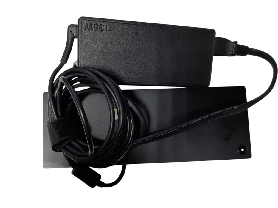 Lenovo DK 1841 Thinkpad Thunderbolt 3 Dock Gen2 W/ Adapter