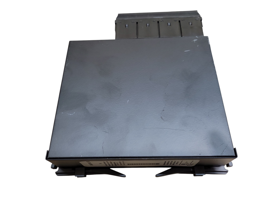 GE Multilin UR6LH I/O Module, 2 Form-C Outputs, 8 Inputs UR-6LH READ Q!