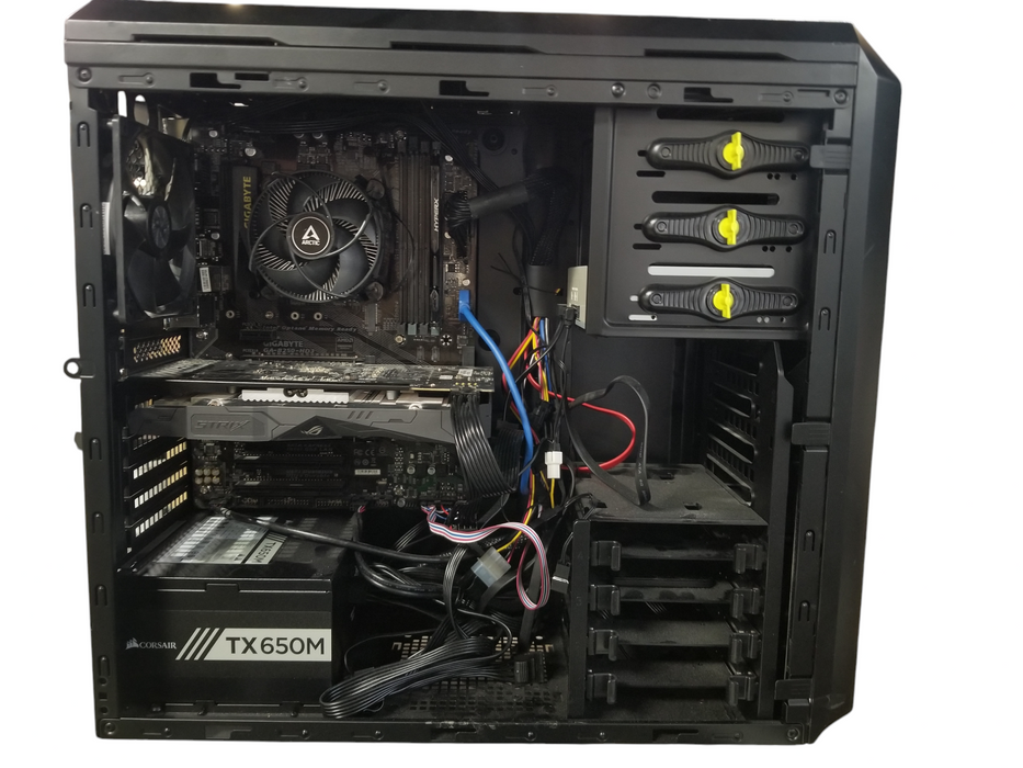 Custom PC Gigabyte B250-HD3, Core i7-7700, 16GB DDR4, 250GB SSD, RX570 GPU