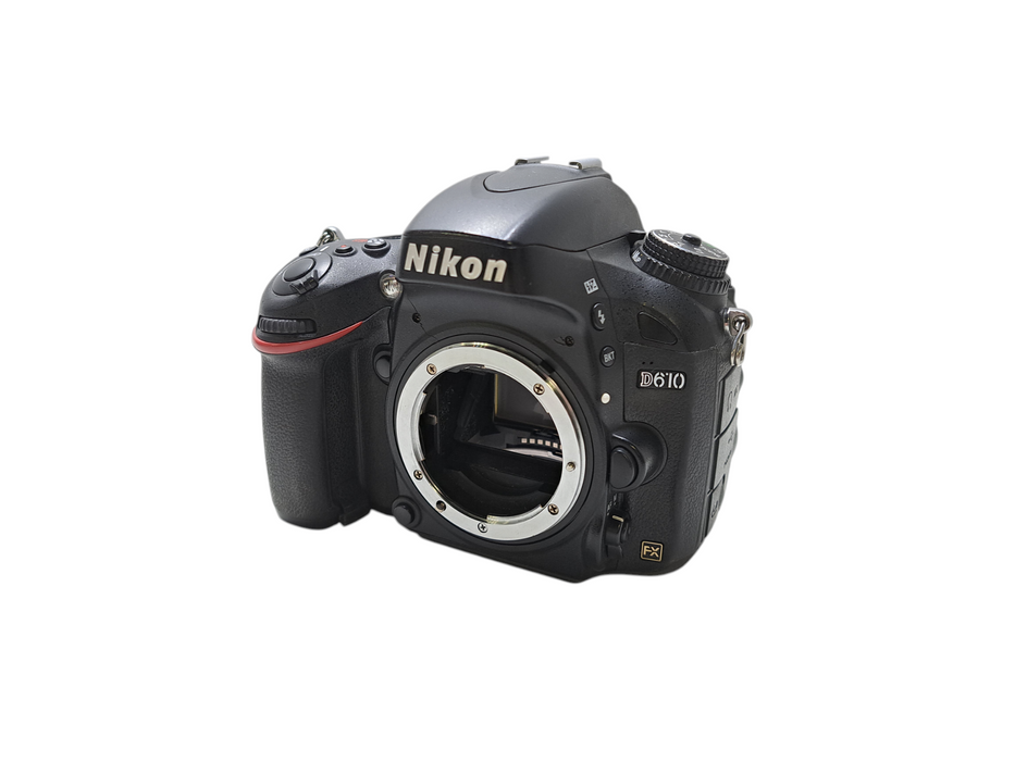 Nikon D610 FX 24.3MP DSLR Camera (Body Only) *READ* )