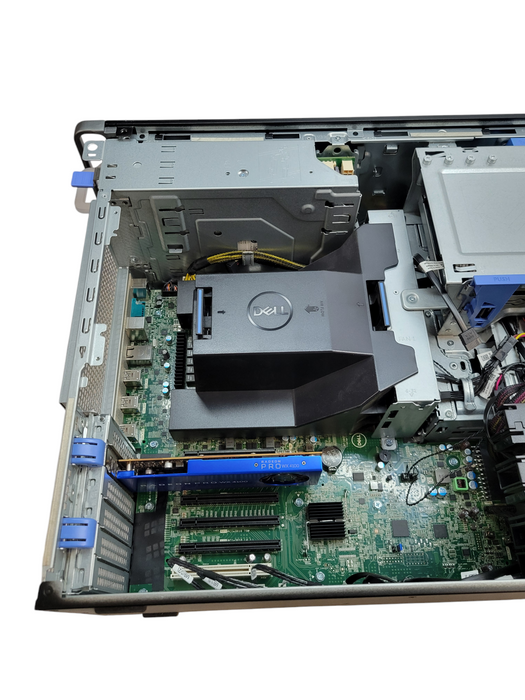 Dell Precision 5820 - Xeon W-2104 32GB DDR4 RADEON PRO WX4100 512GB SSD %
