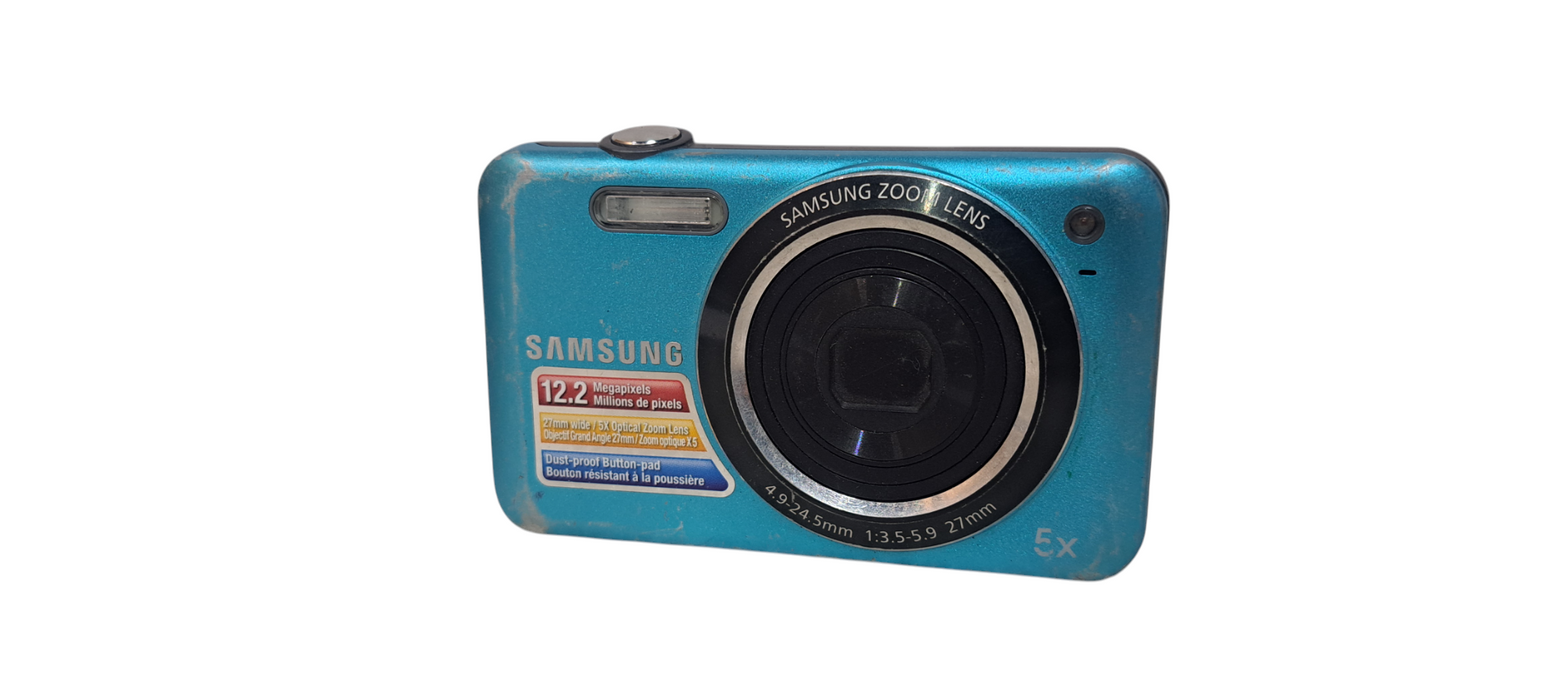 Samsung ES73 12.2MP Digital Camera With Battery