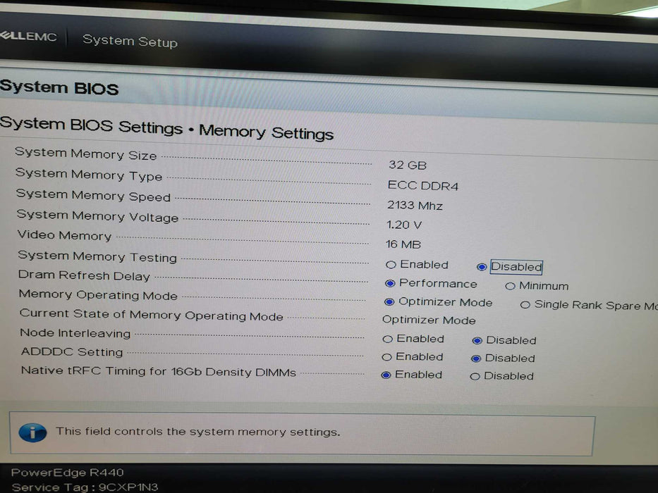 Dell PowerEdge R440 - 2x Xeon Silver 4208 32GB DDR4 PERC H350 %