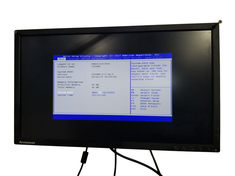 Cisco UCS C220 M4 2x Xeon E5-2609 v3 16GB DDR4 AVAGO 12G-SAS 2x770W PSU
