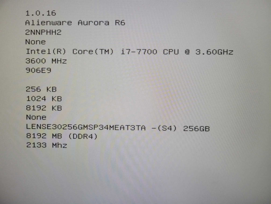 Alienware Aurora R6 Intel Core i7-7700 @3.60GHz 8GB DDR4 Geforce 1060 256GB NVMe !