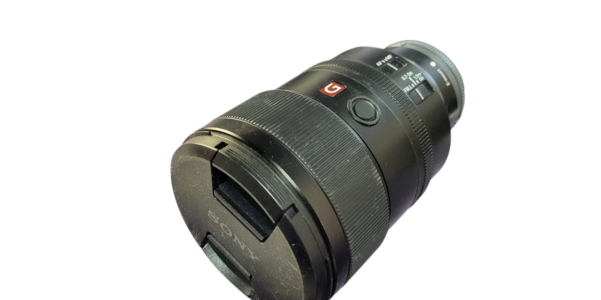 SONY (ソニー) FE 135mm F1.8 GM SEL135F18GM FE 135mm F1.8 GM | SEL135F18GM | Sony Canada