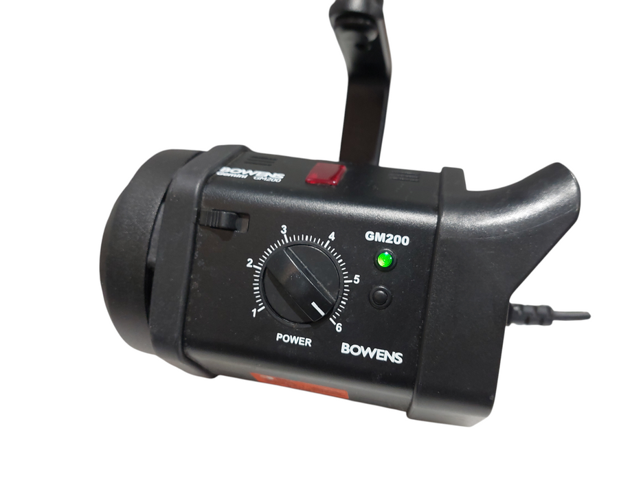 Bowens Gemini Model: GM200  BW-3665  117V Made in England  =