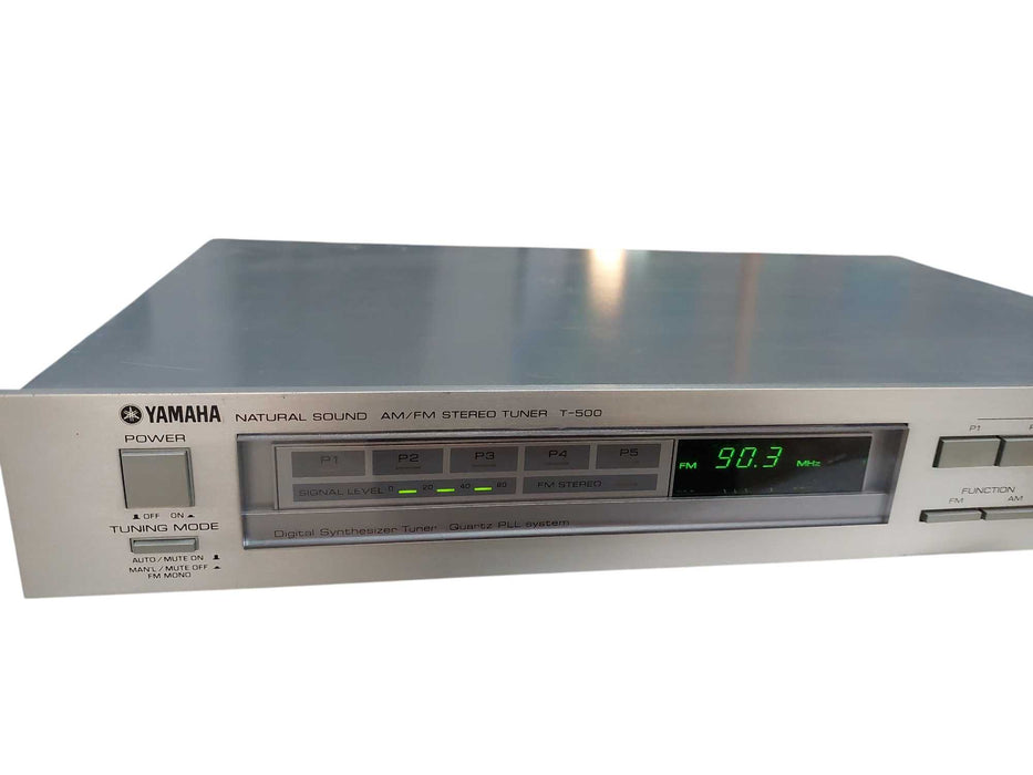 Vintage Yamaha Natural Sound AM/FM Stereo Tuner Model: T-500 =