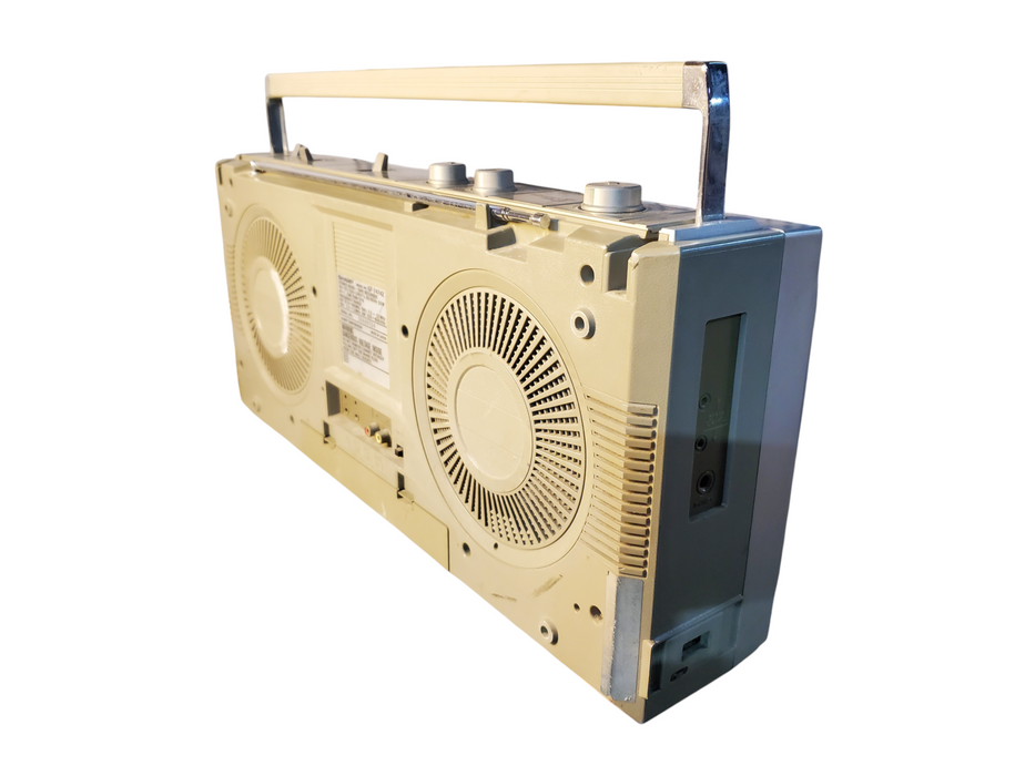 Vintage Classic SHARP GF-7474 Radio Cassette Player