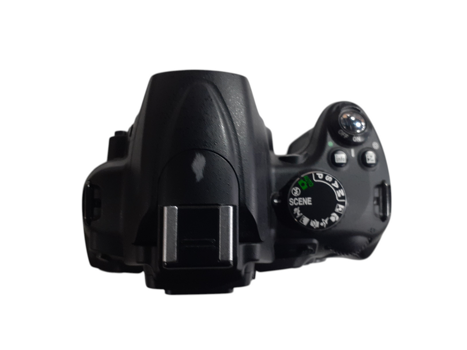 Nikon D D5000 12.3MP Digital SLR Camera Black Body Only