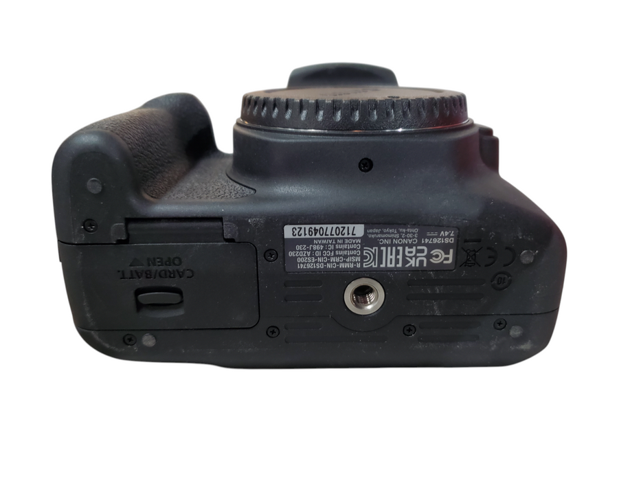 Canon EOS Rebel T7 DSLR kit set with EF18-55mm