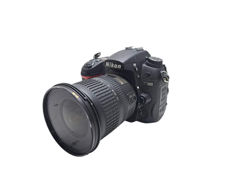 Nikon D7000 16.2 MP Digital SLR Camera w/ AF-S 10-24mm f/3.5-4.5G ED )