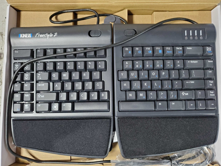 Kinesis Freestyle2 Split Keyboard WITH INTERGRATED ADJUSTABLE TENTING