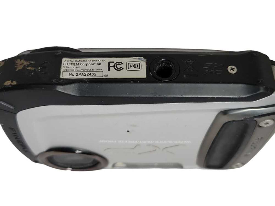 FujiFilm Finepix XP100 WaterProof Digital Camera, READ _