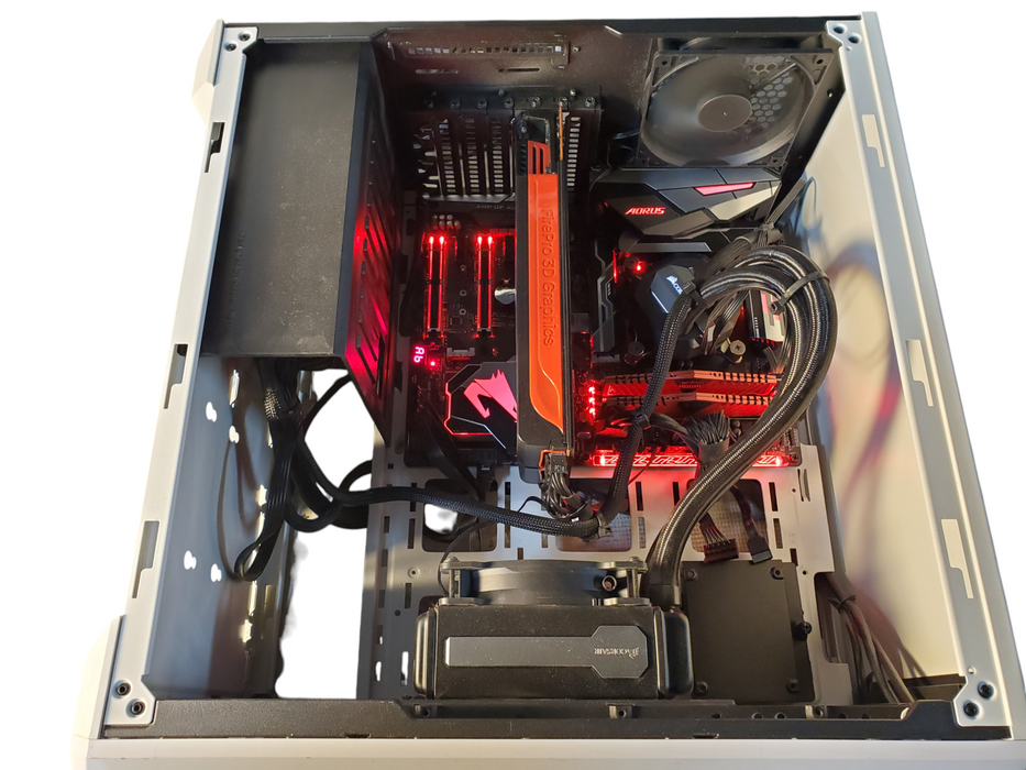 CUSTOM PC, I7-8700K, 16GB RAM, GPU V8800, GIGABYTE Z370, PSU RM850X