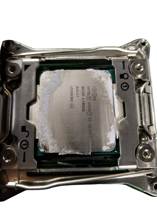 Lenovo ThinkServer RD550 2x Xeon E5-2630v3 RAID 510i/ Powers On - For Parts